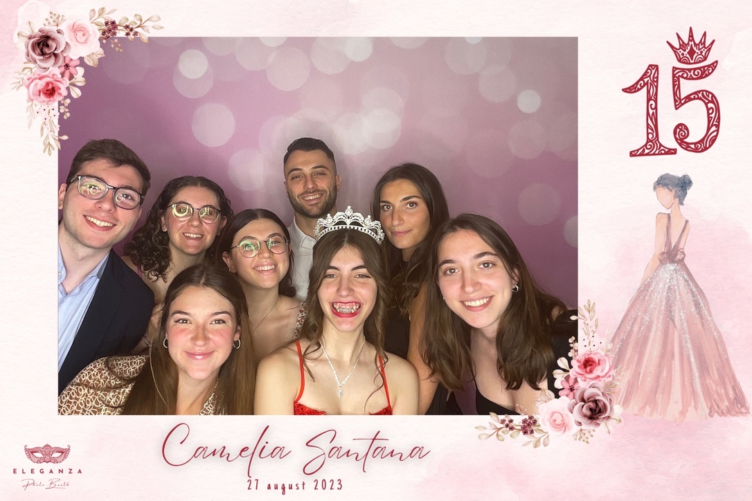 Photo personnalisée avec famille et amis pour une Quinceañera